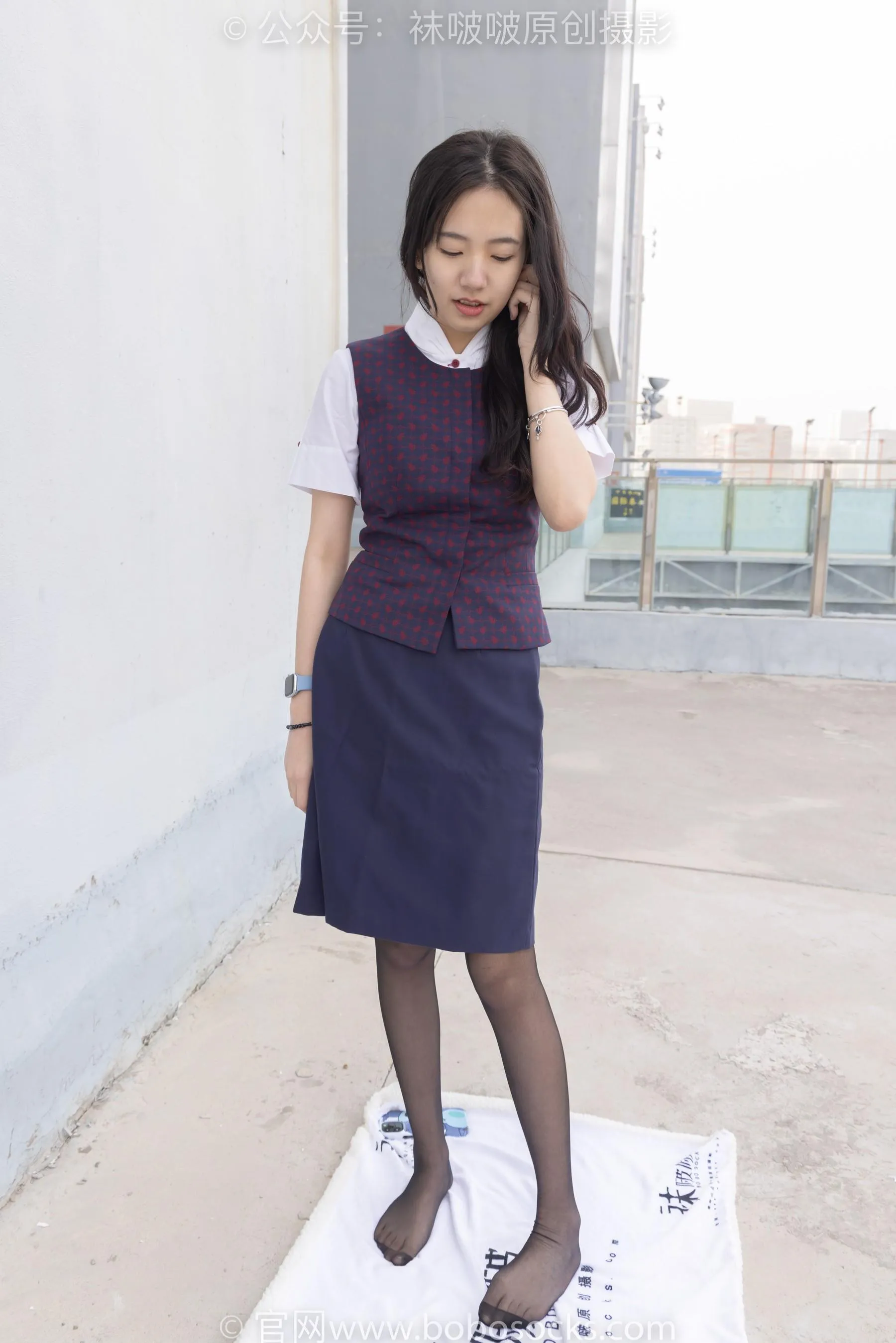 [BoBoSocks袜啵啵]NO.227 小甜豆-皮鞋、黑丝、裸足 [47P]插图3